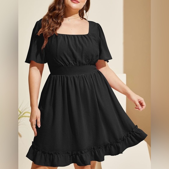 NWOT Square Neck Flutter Sleeve Cottagecore Smocked Dress Size Small - Picture 2 of 6